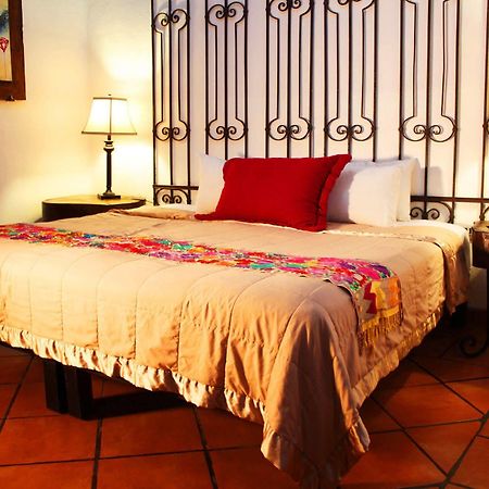 Hotel Casa Armonia Tlaquepaque Buitenkant foto