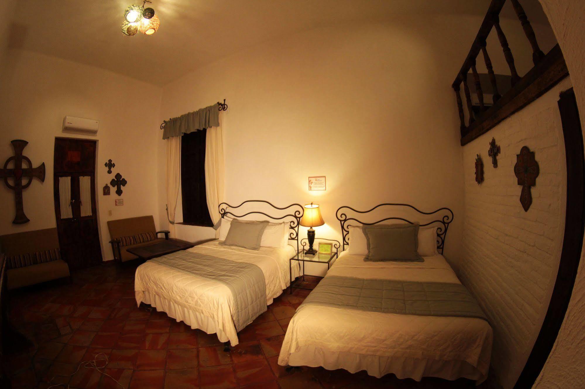 Hotel Casa Armonia Tlaquepaque Buitenkant foto