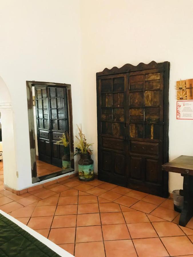 Hotel Casa Armonia Tlaquepaque Buitenkant foto